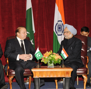 Manmohan Sharif meet