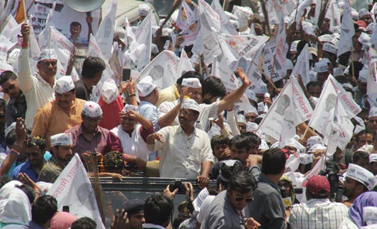 Kejriwal Varanasi