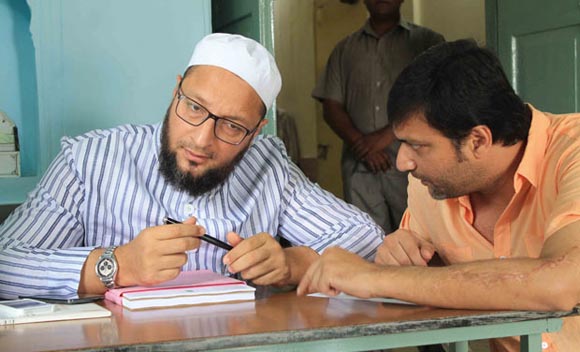 Asaduddin Owaisi with brother Akbaruddin