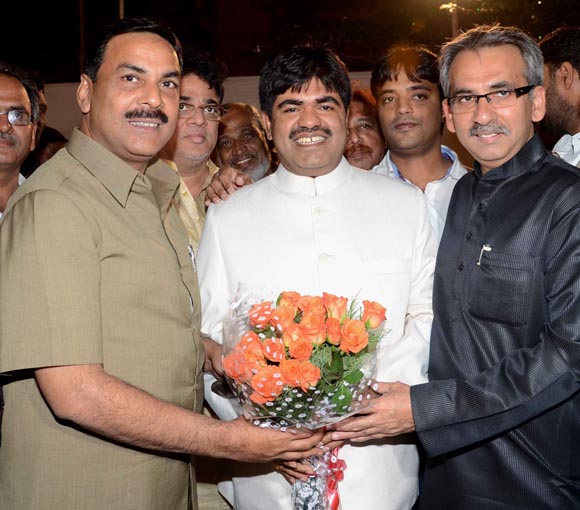 Amin Patel - Arif Naseem