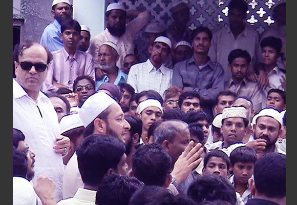 Azmi with Asaduddin Owaisi