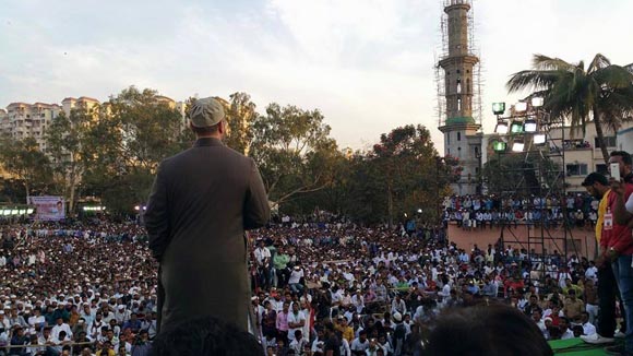 Owaisi in Pune