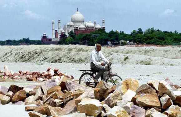 Taj Corridor