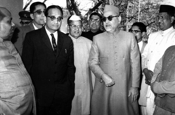 Dr Zakir Hussain