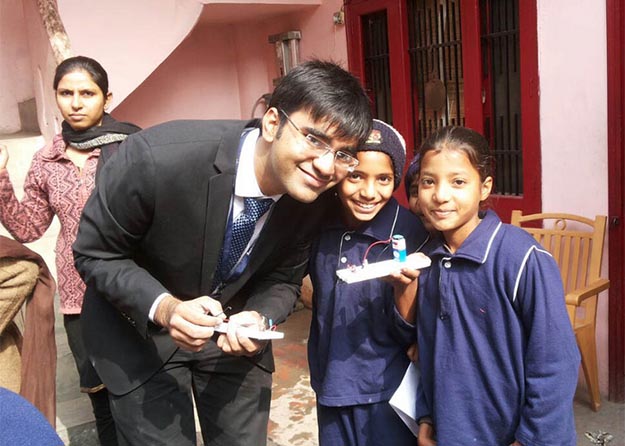 Akshay Ahuja