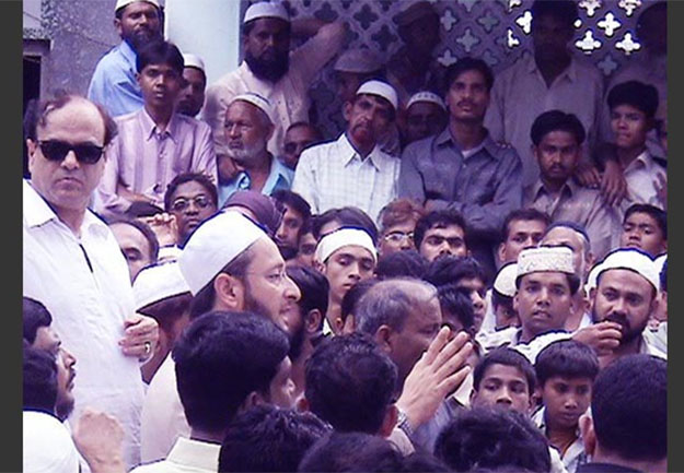Azmi with Owaisi
