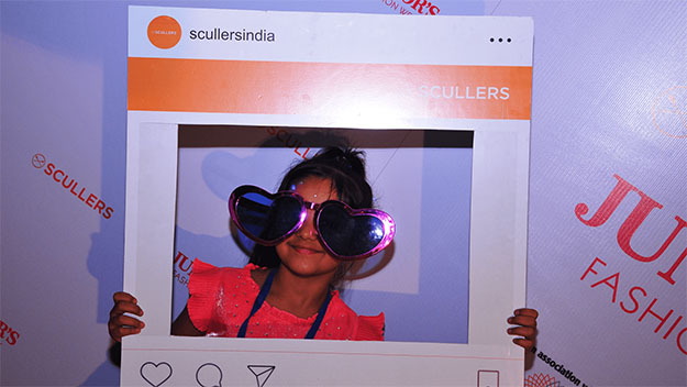 Junior's Fashion Week