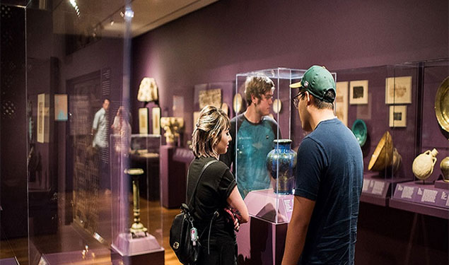 Art of Islamic Worlds