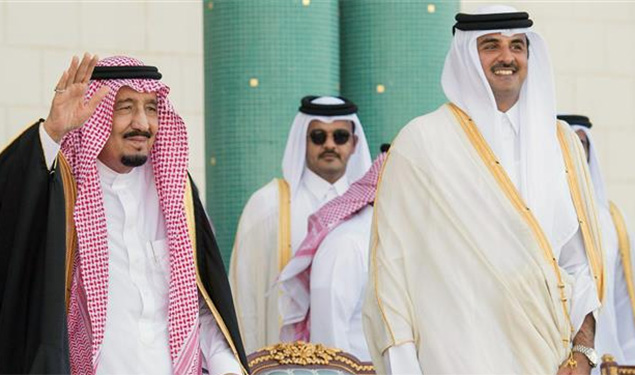 King Salman with Emir of Qatar
