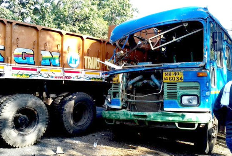 Dhule Accident