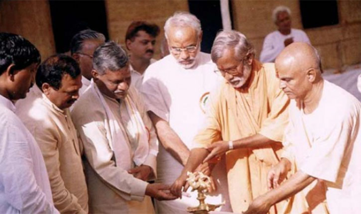 Modi with Aseemanand