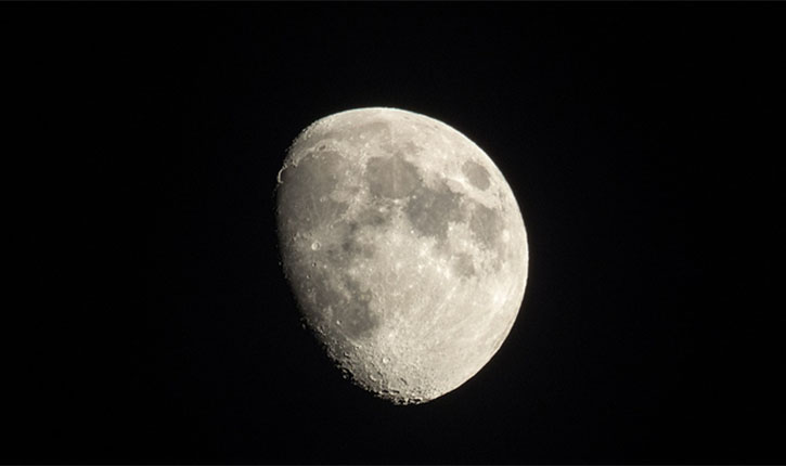 Rock Hit Moon