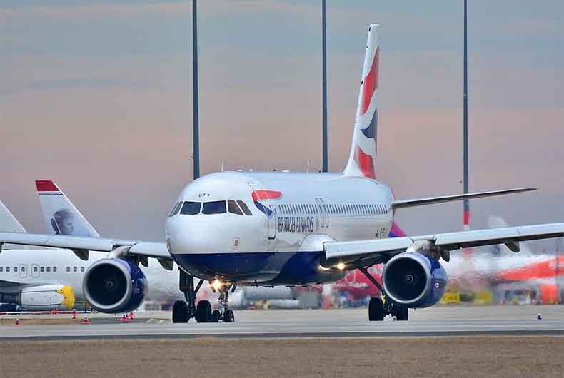Saudi bans international flight