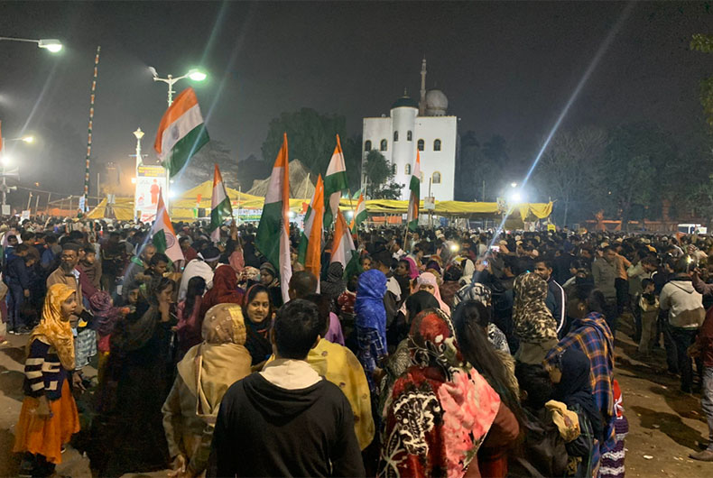 Woman protester dies in Park Circus