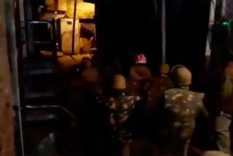 UP Police Beating women