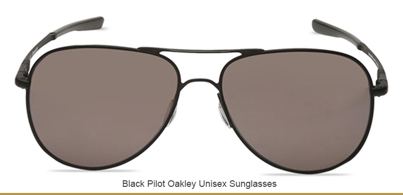 Black Pilot Oakley Unisex Sunglasses
