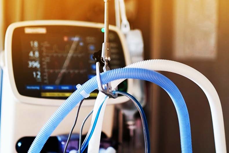 Oxygen shoratge deaths Karnataka