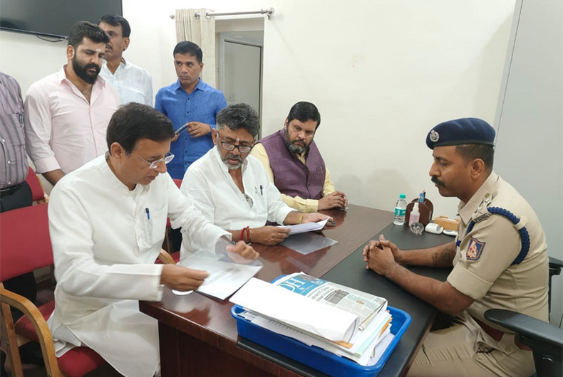 Cong files police complaint against Amit Shah, accuses him of promoting enmity, hatred