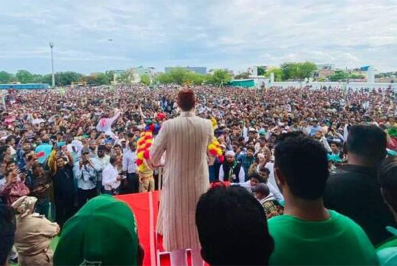 Owaisi's AIMIM eyes 432 corporator posts across UP, 10 in Lucknow