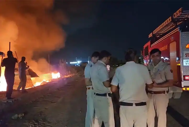 SC stays Rahul Gandhi conviction in Modi defamation case