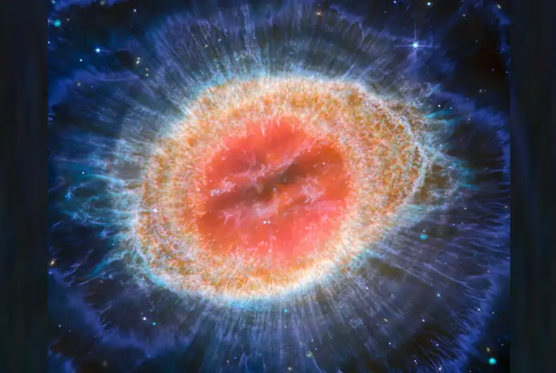 JWS Telescope captures stunning beauty of Ring Nebula