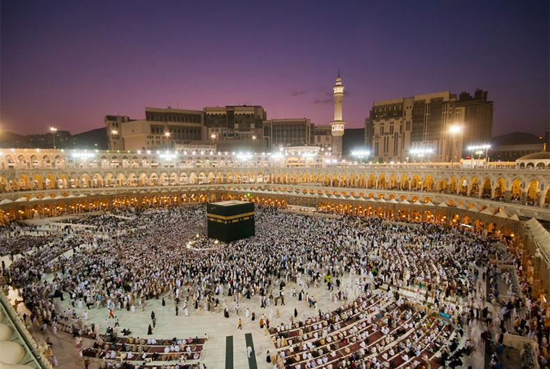 Now L-G, AAP spar over constitution of Delhi Haj Committee