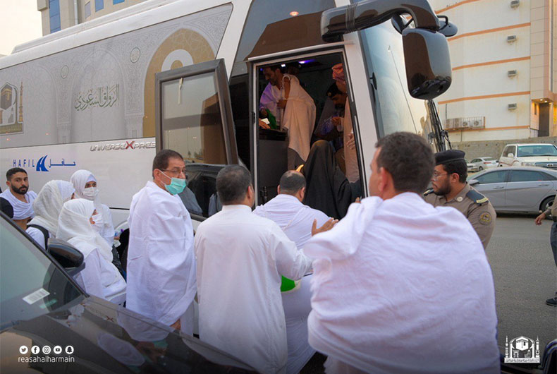 Arafat Live 2023: Pilgrims March to Arafat For Key Ritual of Hajj - Watch