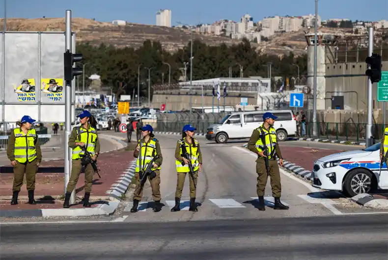 Hamas unconditionally releases 12 Thai workers