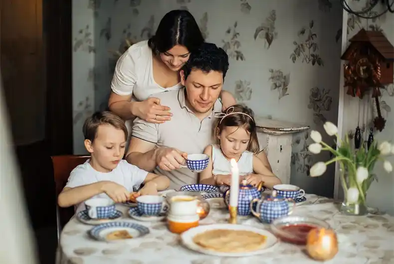 Putin asks Russians to preserve 'excellent tradition of having 7 and more kids'
