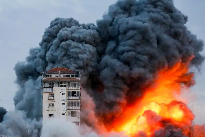 In whose interest is the latest Hamas attacks in Israel?