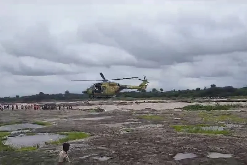 Helicopter deployed to safely rescue 15 stuck in Girna River Malegaon
