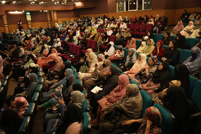 Muslim women hailed for lowest proportion of female foeticide