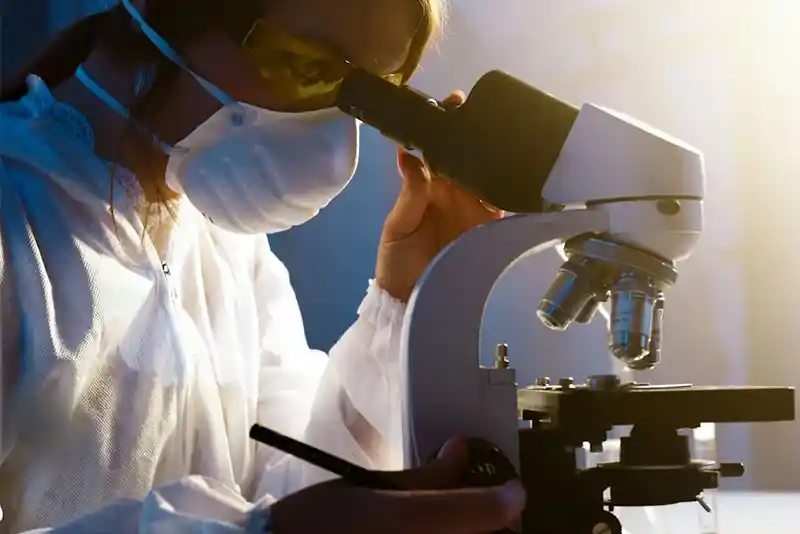 Latest Tech Trends and Challenges in Cancer Screening and Early Detection