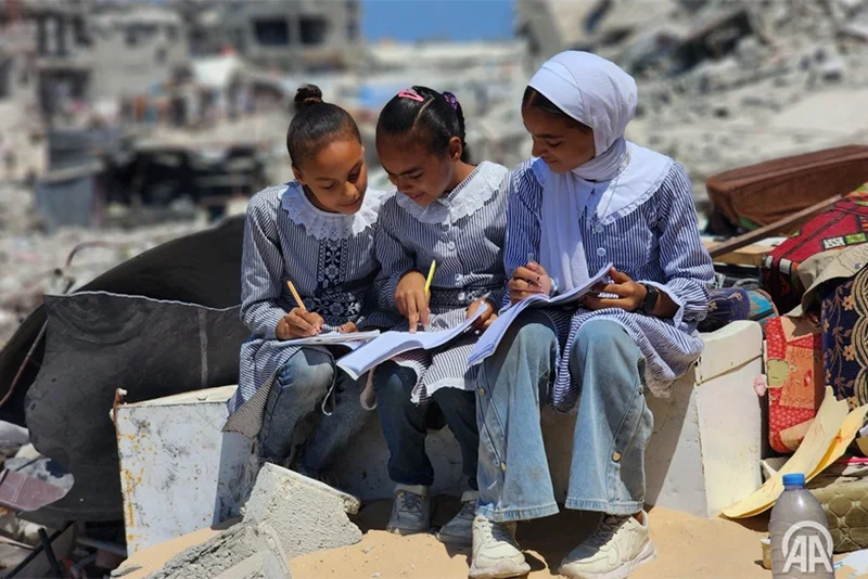 From Gaza to Manipur, Valiant Teachers Continue Education in Conflict Zones