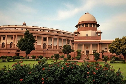 Right Wing Attack on SC: A Case of Meetha Meetha Hap Hap, Karwa Karwa Thu Thu