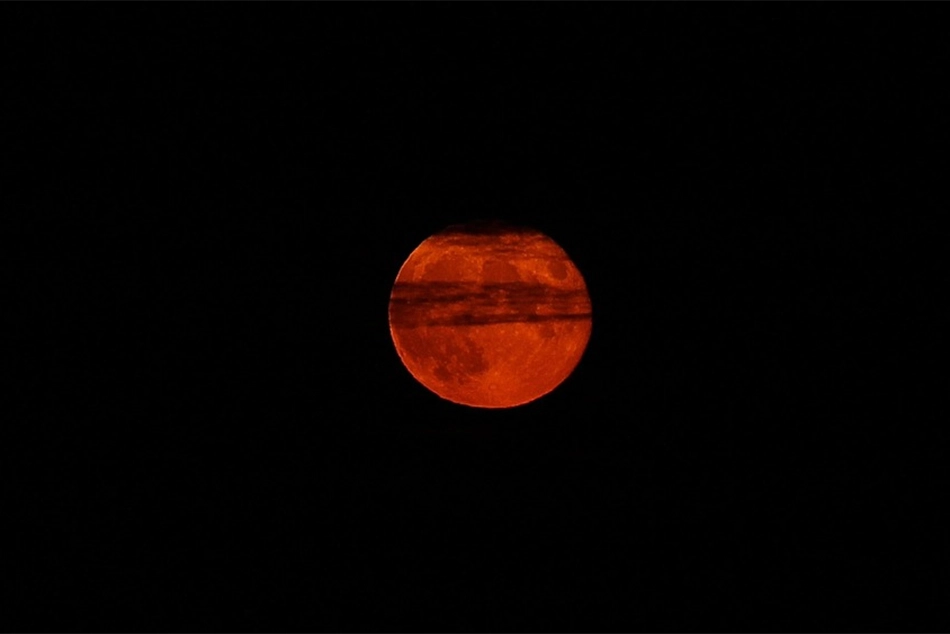 Stargazers brace for September 2025 total lunar, partial solar eclipses