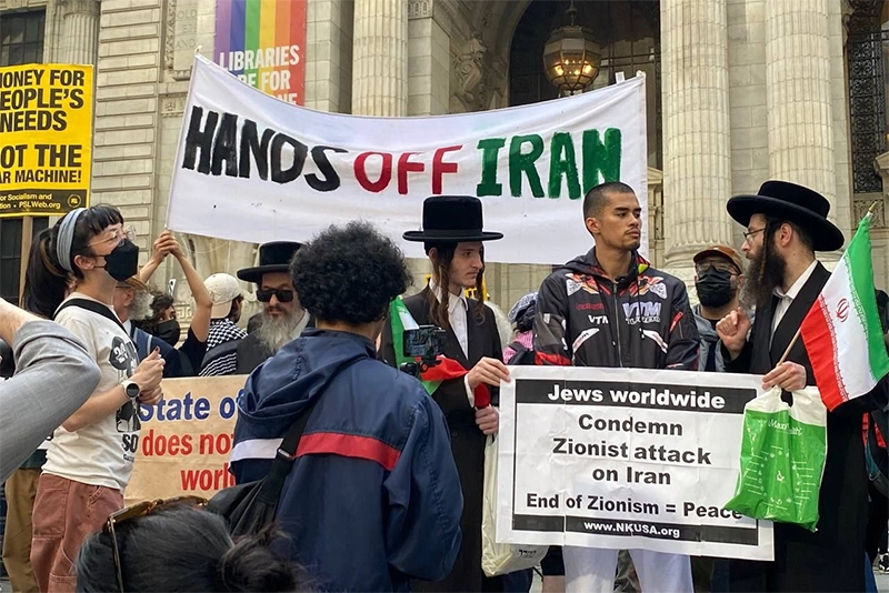 ‘End of Zionism=Peace’: Activists against U.S. joining Israel-Iran war at White House
