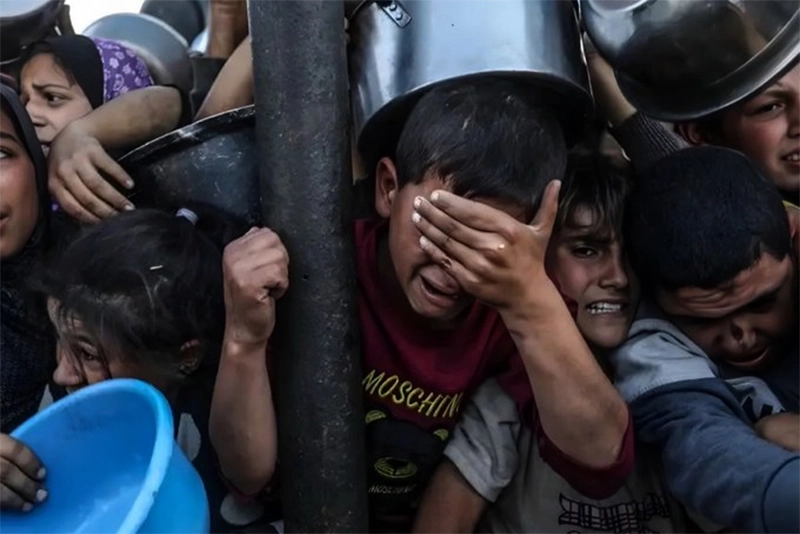 Israel warned over Gaza by UK, France and Canada
